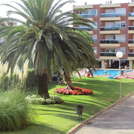 Apartamentos Alquihouse Vilafortuny Камбрильс Номер фото