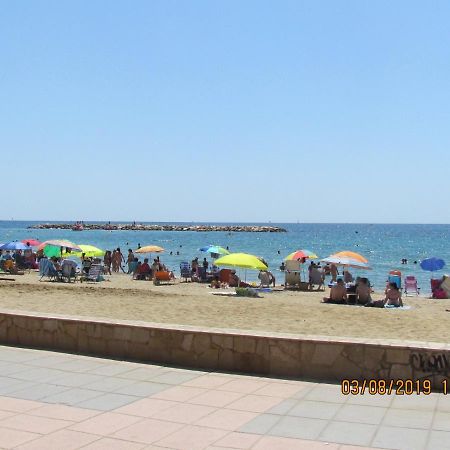 Apartamentos Alquihouse Vilafortuny Камбрильс Экстерьер фото