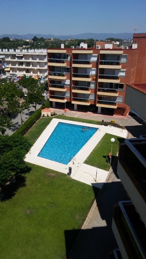 Apartamentos Alquihouse Vilafortuny Камбрильс Экстерьер фото